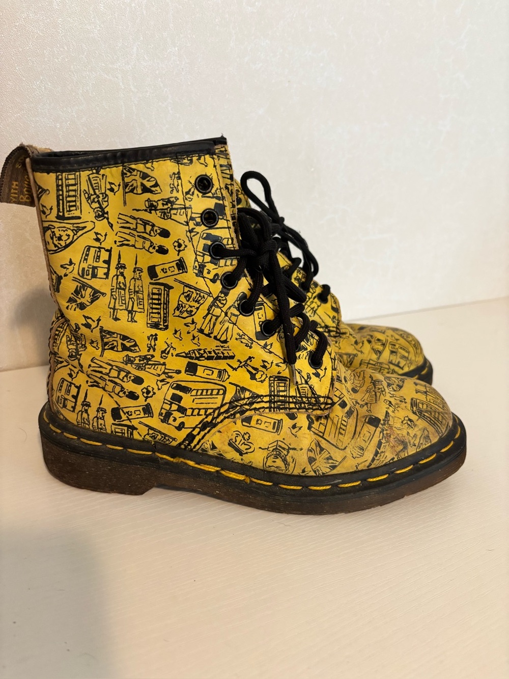 Doc Martins | Vintage Yellow Printed Lace-Up Ankle Boots | Size7